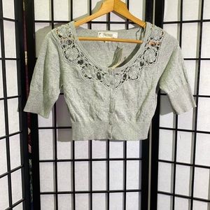 NWT Decree Cropped Sweater Size M